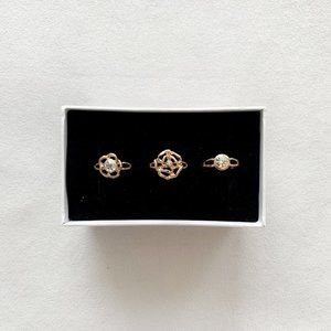 Golden Flower Ring Set